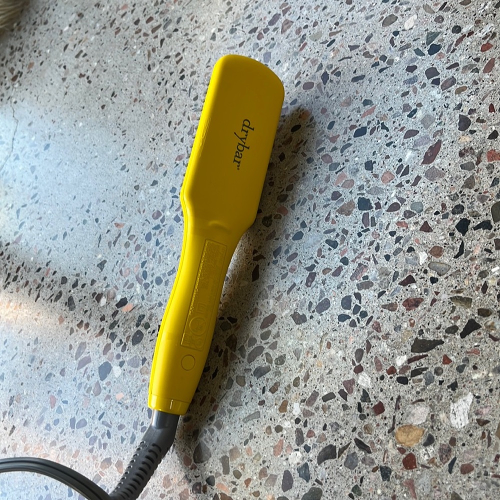 Mini drybar heated brush